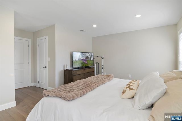 279 De Rose Court, West Orange, NJ 07052