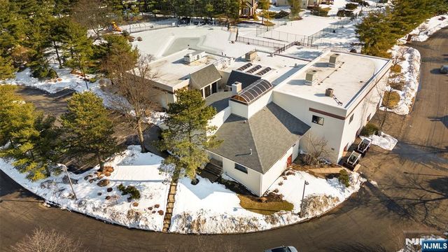 279 De Rose Court, West Orange, NJ 07052