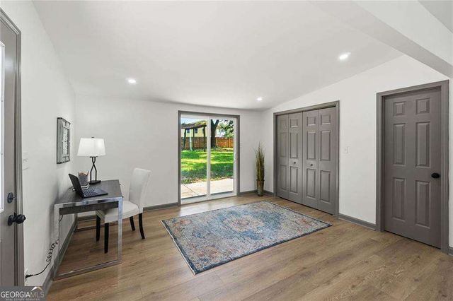 978 Hilltop Court, Lawrenceville, GA 30045