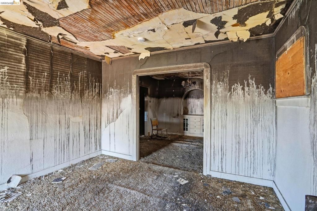 Image 9 of property listing at 1610 52nd Ave, Oakland, CA 94601