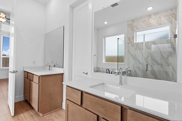 218 Sasparilla, Boerne, TX 78006
