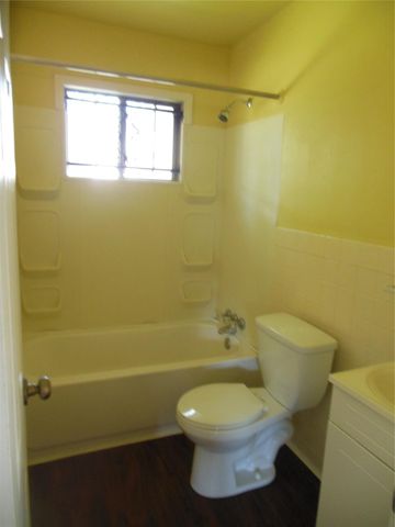 8110 Livingston, Houston, TX 77051