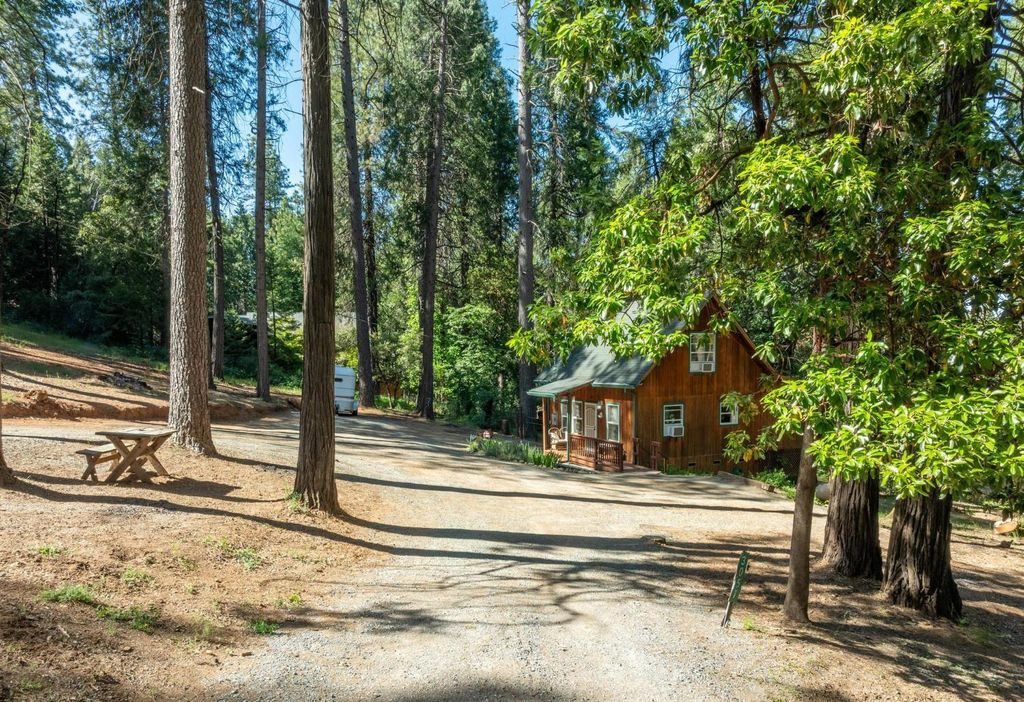 3051 Lasita Pl, Georgetown, CA 95634