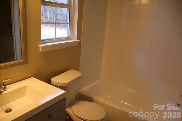 9323 Winter Elm Lane, Charlotte, NC 28227