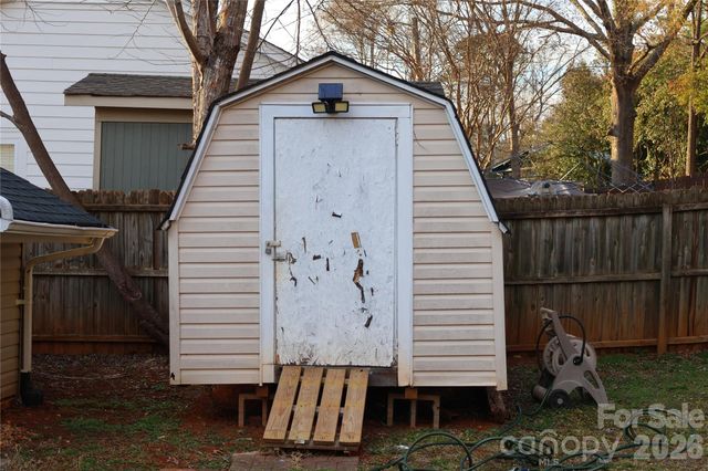 9323 Winter Elm Lane, Charlotte, NC 28227