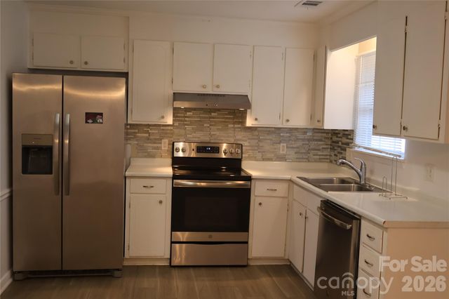 9323 Winter Elm Lane, Charlotte, NC 28227