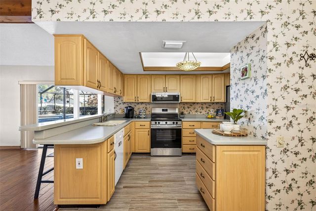 6418 JACQUELINE ARBOR DRIVE, Temple Terrace, FL 33617