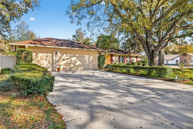 6418 JACQUELINE ARBOR DRIVE, Temple Terrace, FL 33617