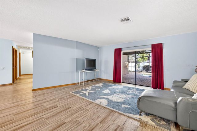 6418 JACQUELINE ARBOR DRIVE, Temple Terrace, FL 33617