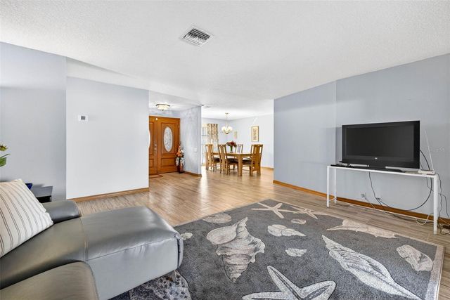 6418 JACQUELINE ARBOR DRIVE, Temple Terrace, FL 33617