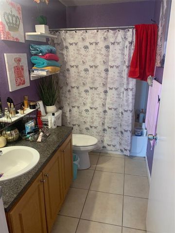 300 Nottingham Circle J, Greenacres, FL 33463