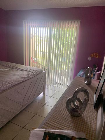 300 Nottingham Circle J, Greenacres, FL 33463