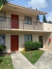 300 Nottingham Circle J, Greenacres, FL 33463