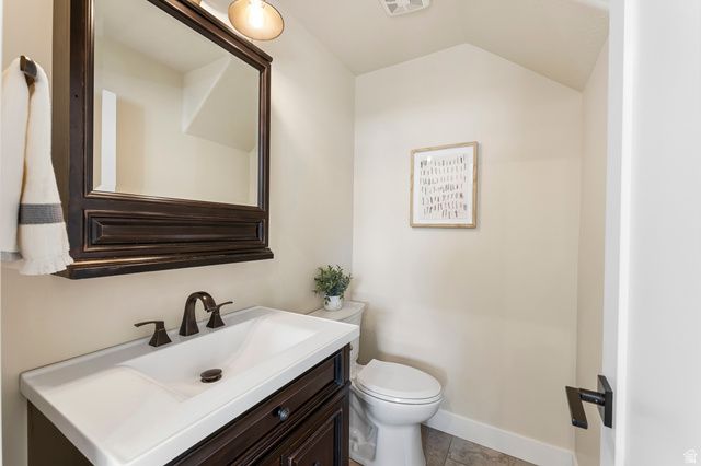244 W COLUMBINE CIR, Saratoga Springs, UT 84045