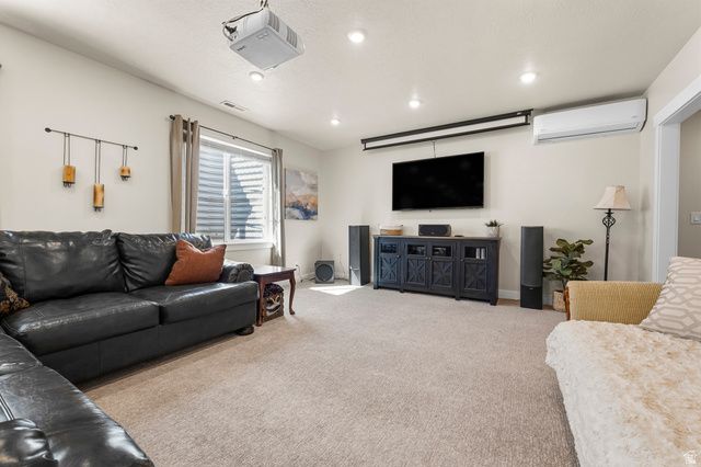 244 W COLUMBINE CIR, Saratoga Springs, UT 84045