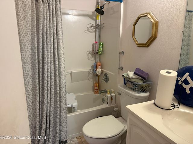 1490 Malibu Circle NE 112, Palm Bay, FL 32905