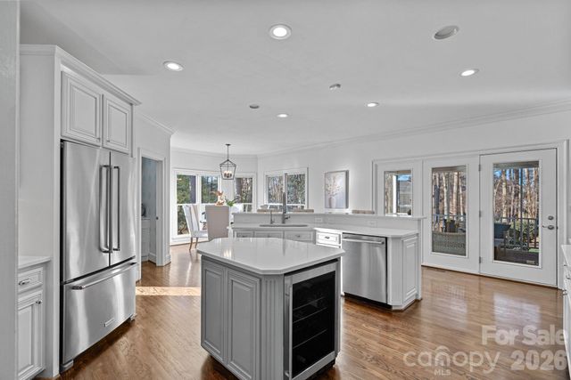 107 Waterhouse Court, Mooresville, NC 28117