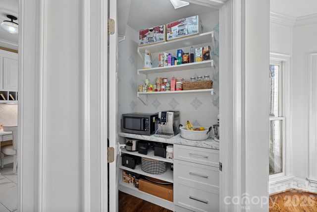 107 Waterhouse Court, Mooresville, NC 28117