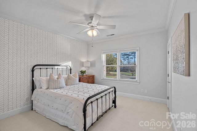 107 Waterhouse Court, Mooresville, NC 28117