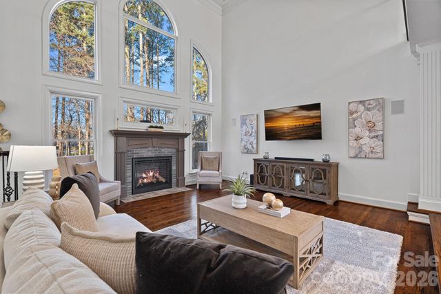 107 Waterhouse Court, Mooresville, NC 28117