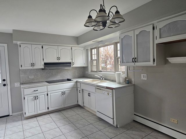 863 N Northwest Highway 1, Park Ridge, IL 60068