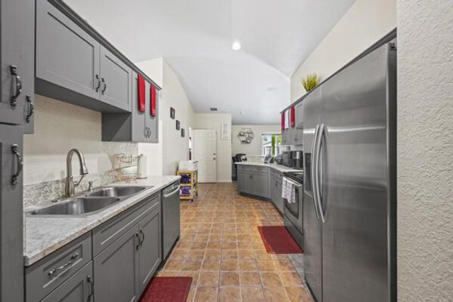 1274 W 33rd Street, Riviera Beach, FL 33404