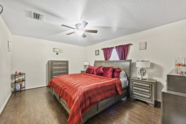 1274 W 33rd Street, Riviera Beach, FL 33404