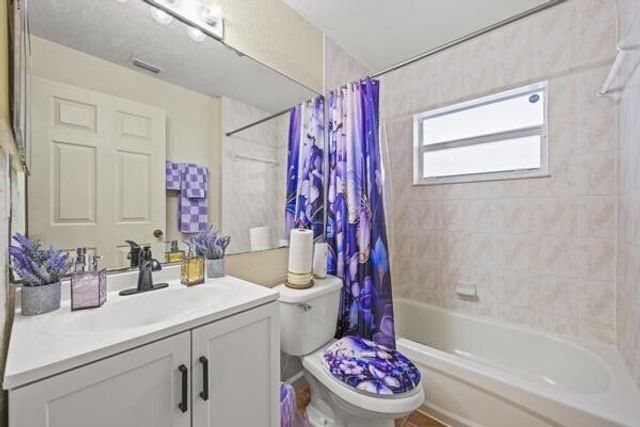 1274 W 33rd Street, Riviera Beach, FL 33404