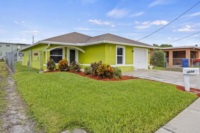 1274 W 33rd Street, Riviera Beach, FL 33404