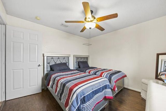 1274 W 33rd Street, Riviera Beach, FL 33404