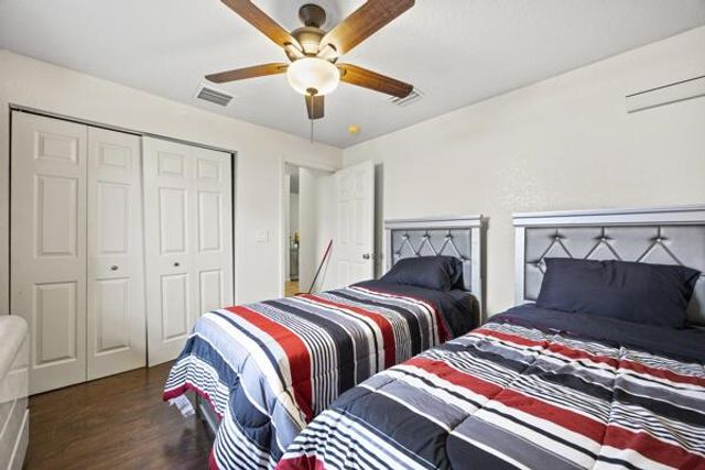1274 W 33rd Street, Riviera Beach, FL 33404