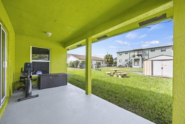 1274 W 33rd Street, Riviera Beach, FL 33404