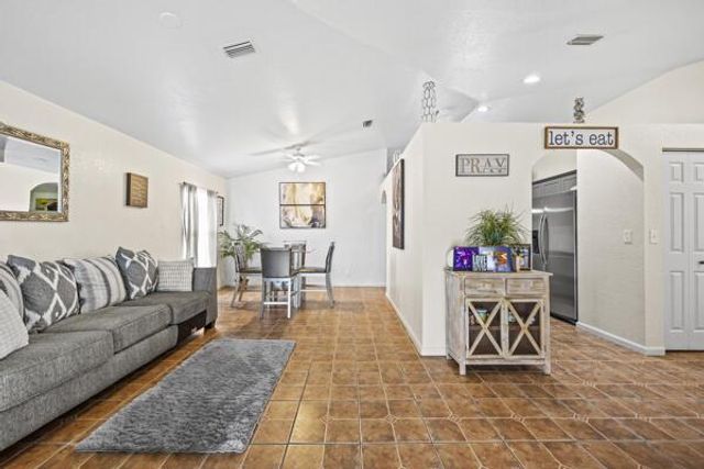 1274 W 33rd Street, Riviera Beach, FL 33404