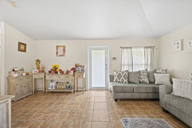 1274 W 33rd Street, Riviera Beach, FL 33404