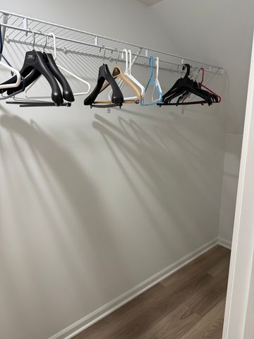 287 Kingsport Drive, South Elgin, IL 60177