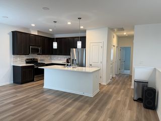 287 Kingsport Drive, South Elgin, IL 60177