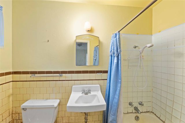 3904 Oakdale Drive, Brownwood, TX 76801