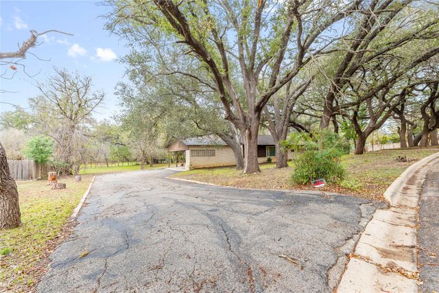 3904 Oakdale Drive, Brownwood, TX 76801
