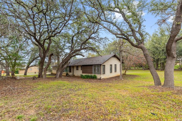 3904 Oakdale Drive, Brownwood, TX 76801