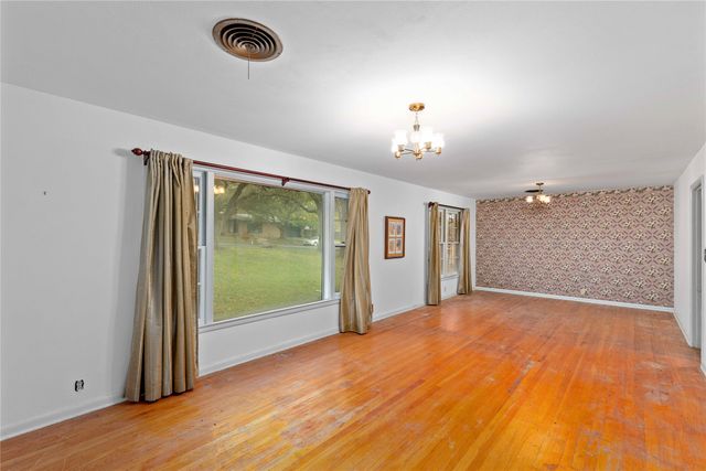 3904 Oakdale Drive, Brownwood, TX 76801