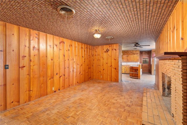 3904 Oakdale Drive, Brownwood, TX 76801