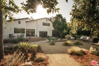 420 S Reese Place, Burbank, CA 91506