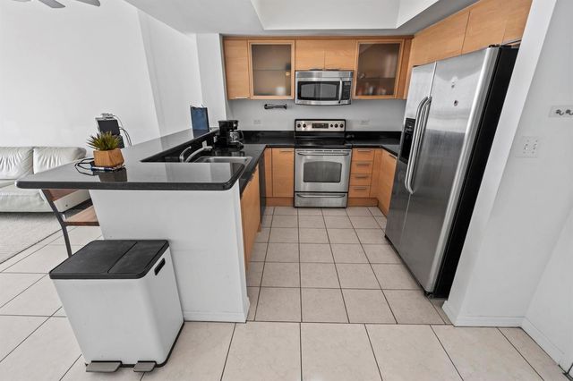 140 S Dixie Highway 905, Hollywood, FL 33020