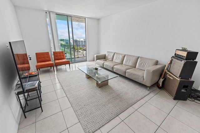 140 S Dixie Highway 905, Hollywood, FL 33020