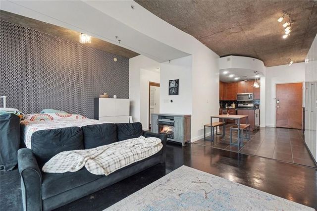 860 Peachtree NE Street 1013, Atlanta, GA 30308