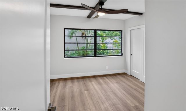 1826 Kings Lake BLVD 101, Naples, FL 34112
