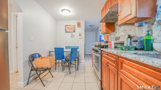 163 West Street, New Haven, CT 06519