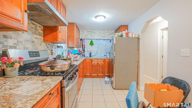 163 West Street, New Haven, CT 06519