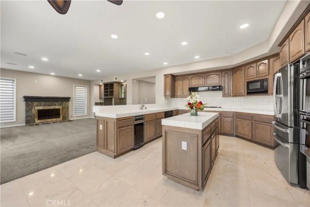 2871 N Roxbury, Orange, CA 92867