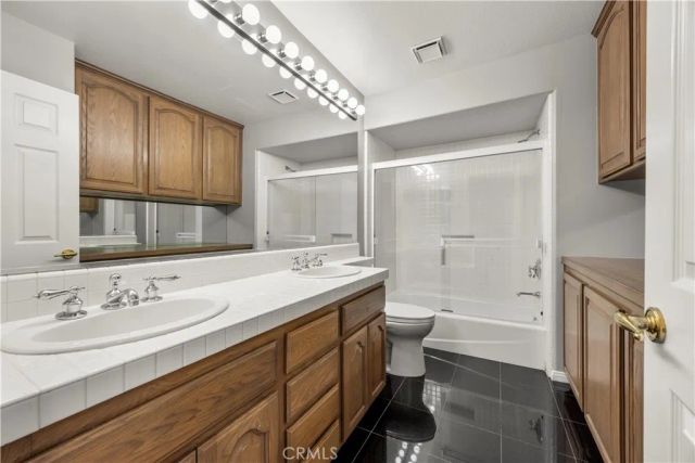 2871 N Roxbury, Orange, CA 92867